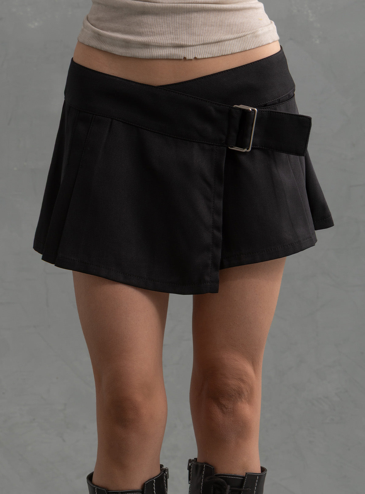 Mika Skirt - UNIF Clothing|New Arrivals