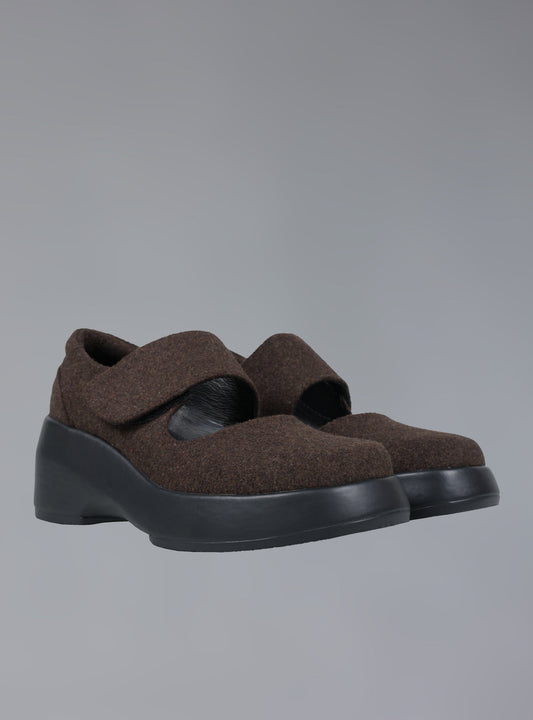 Felt Platform Sandal In Brown - UNIF Shoes|New Arrivals