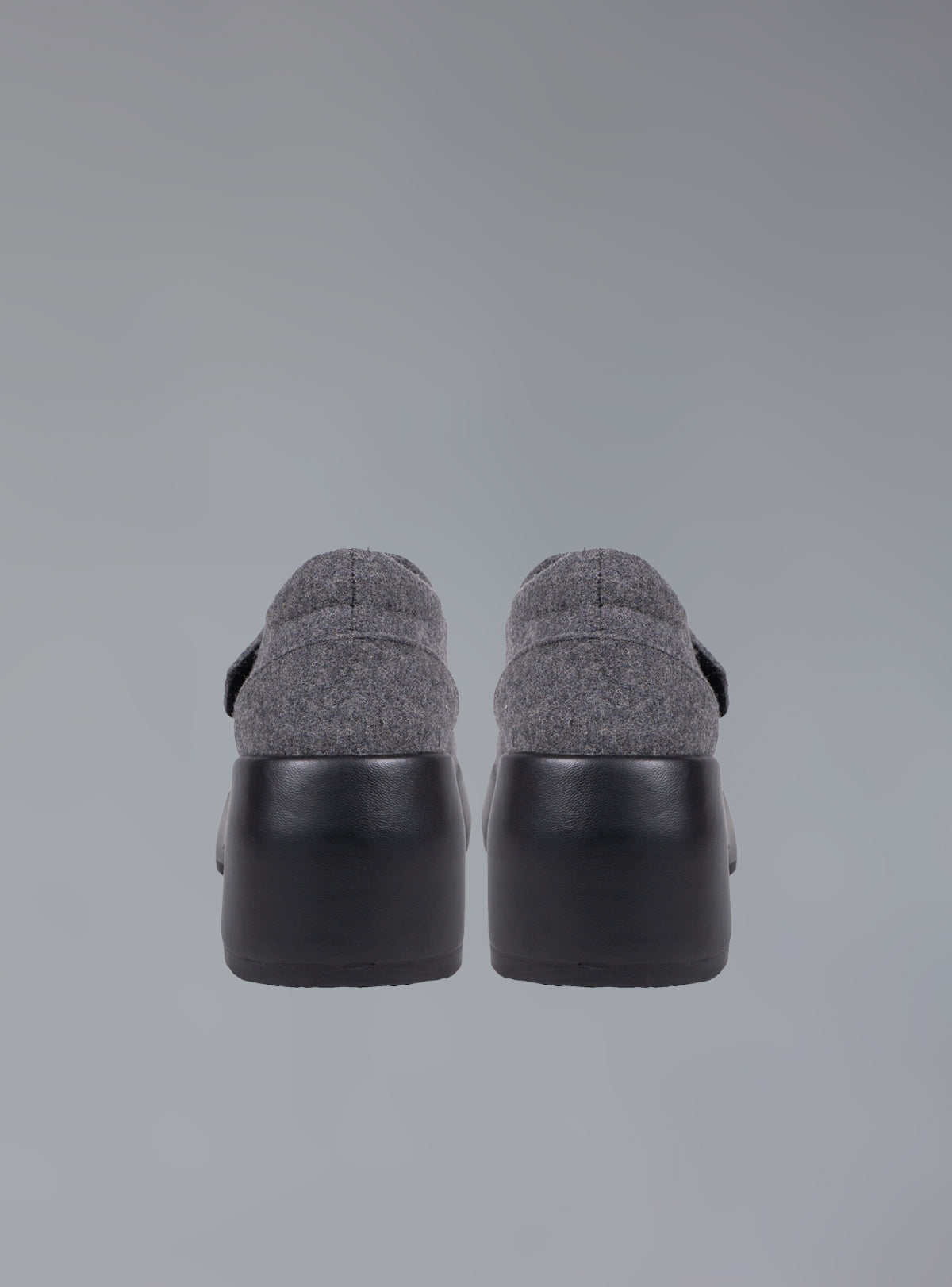 Felt Platform Sandal In Grey - UNIF Shoes