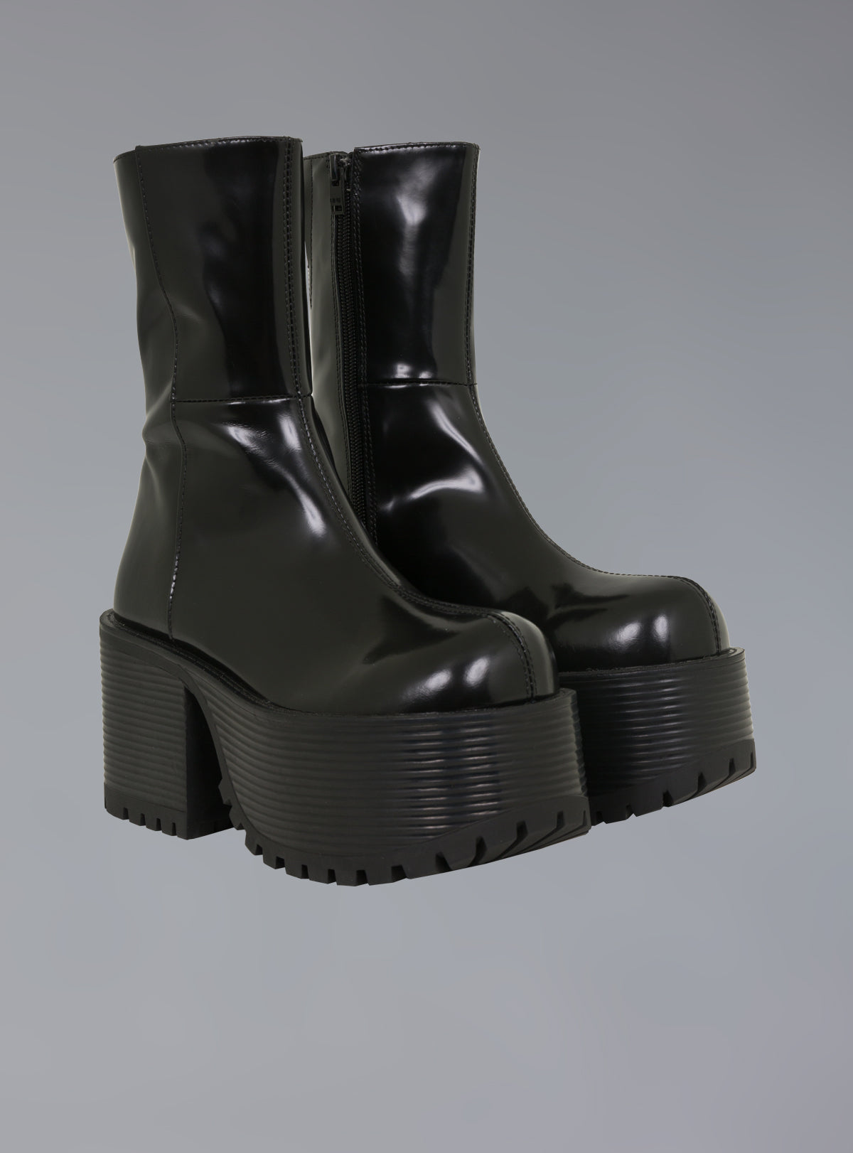 Slug Boot - UNIF Shoes