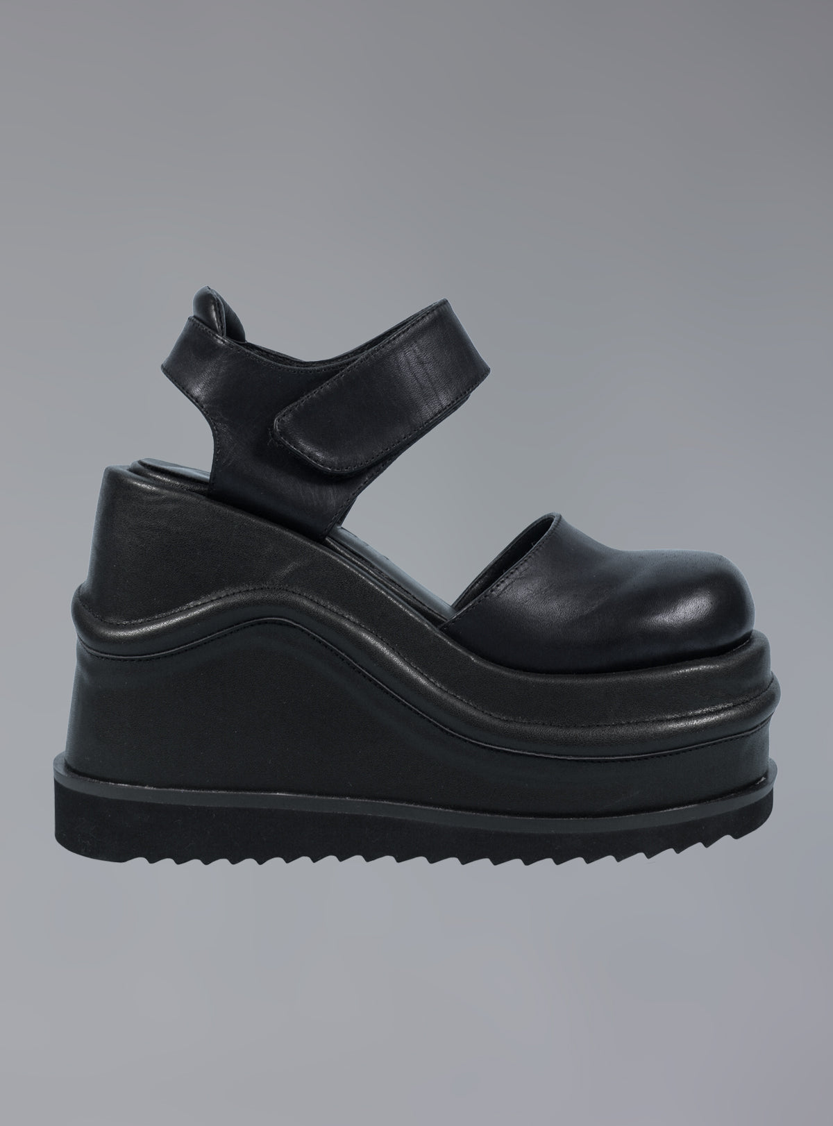 Wave Platform - UNIF Shoes
