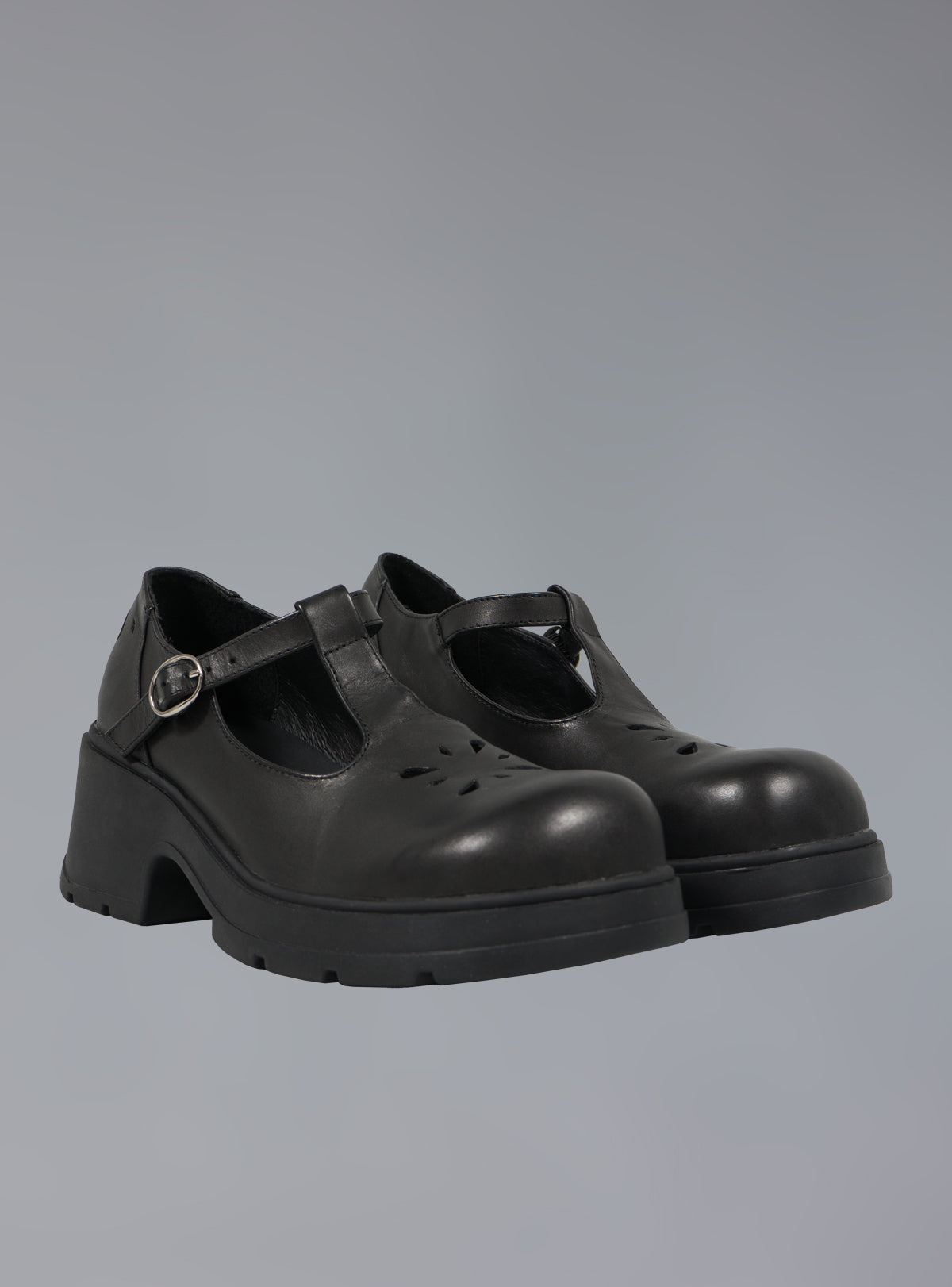 Comma Shoe - UNIF Shoes