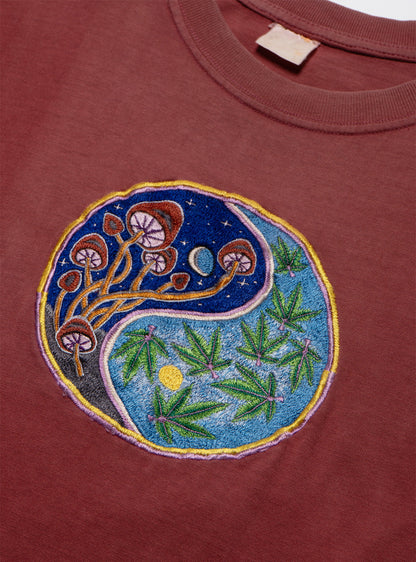 Vintage Yin Yang Mushroom Marijuana Tee - UNIF Vintage