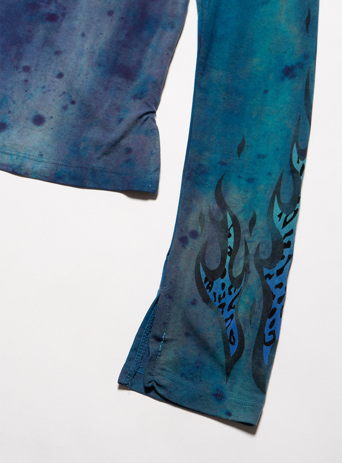 Vintage Fang Flame Top - UNIF Vintage