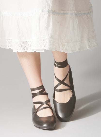 Pavlova Flats - UNIF New Arrivals