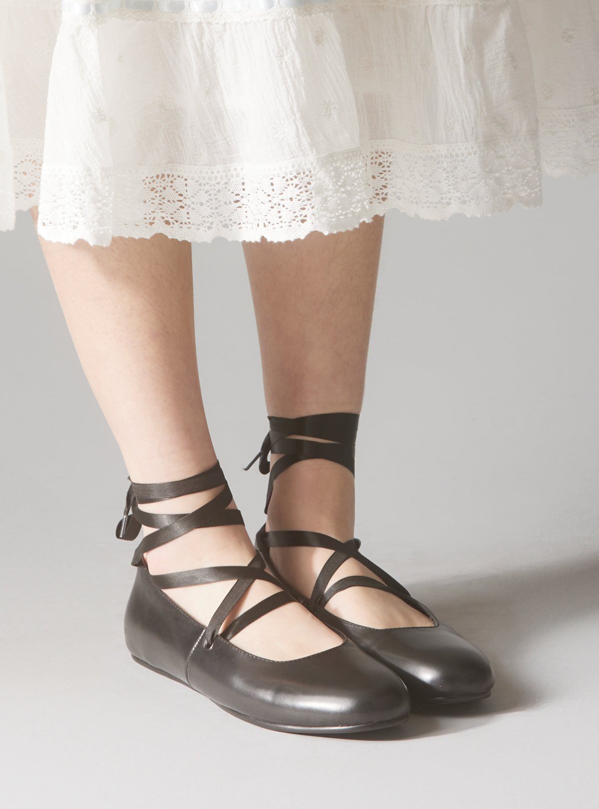 Pavlova Flats - UNIF New Arrivals