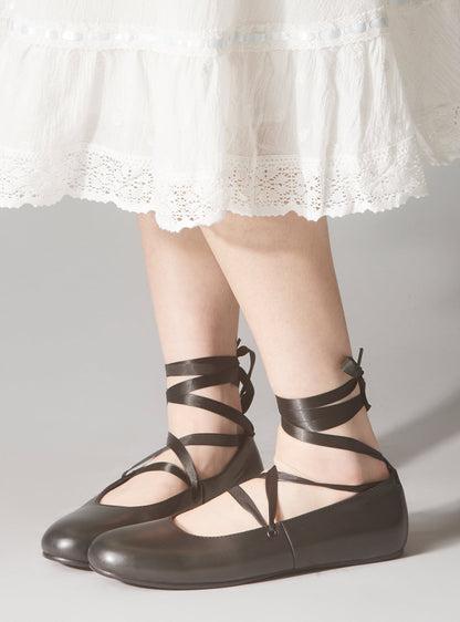 Pavlova Flats - UNIF New Arrivals